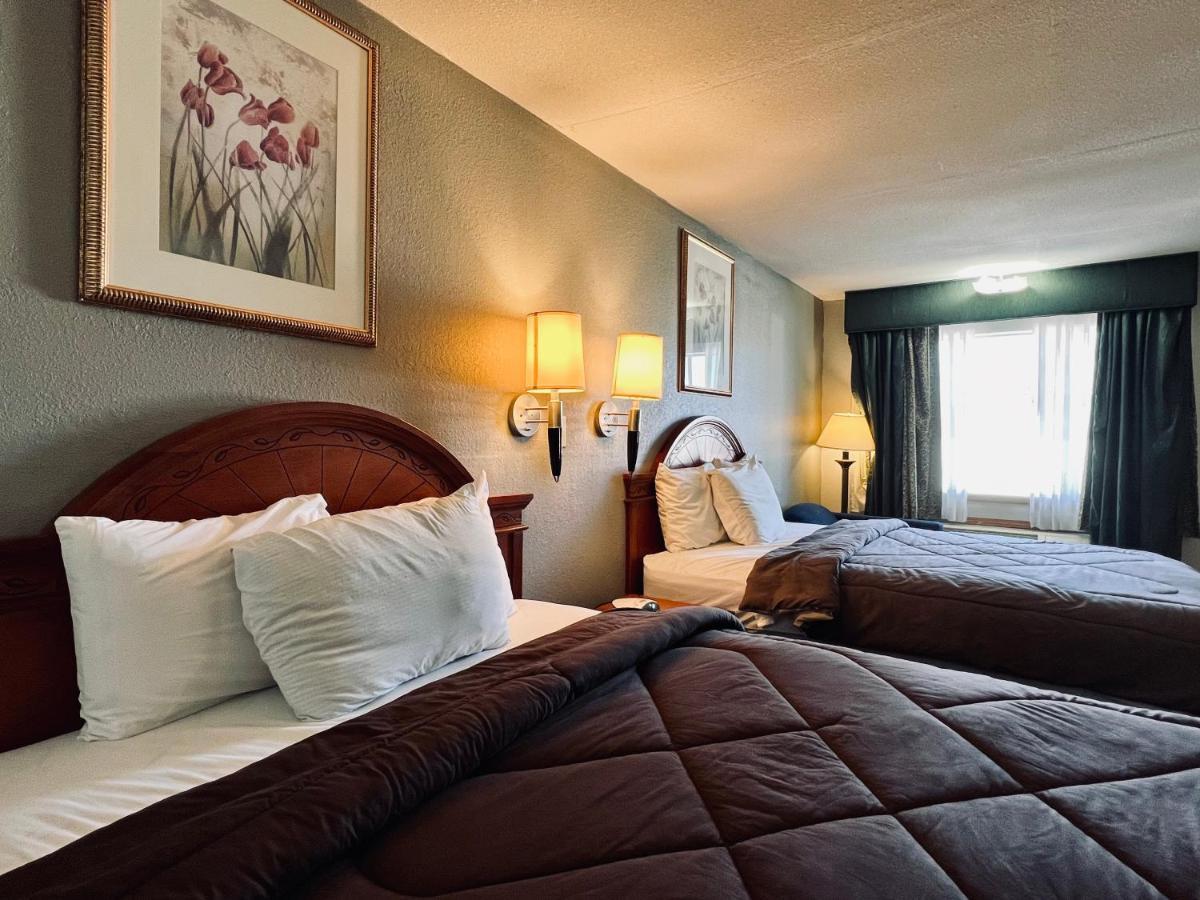 Ozark Inn & Suites Экстерьер фото